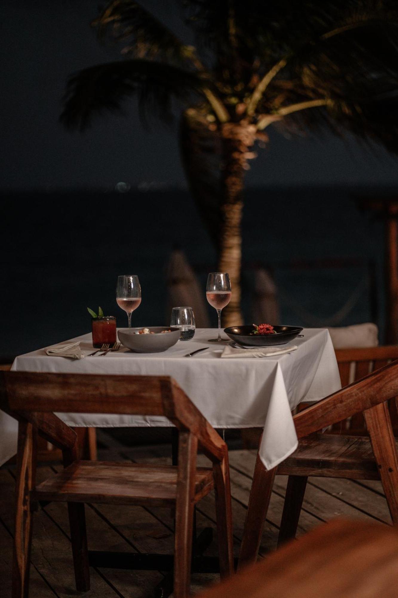 Punta Blanca Beach House Cancún Eksteriør bilde