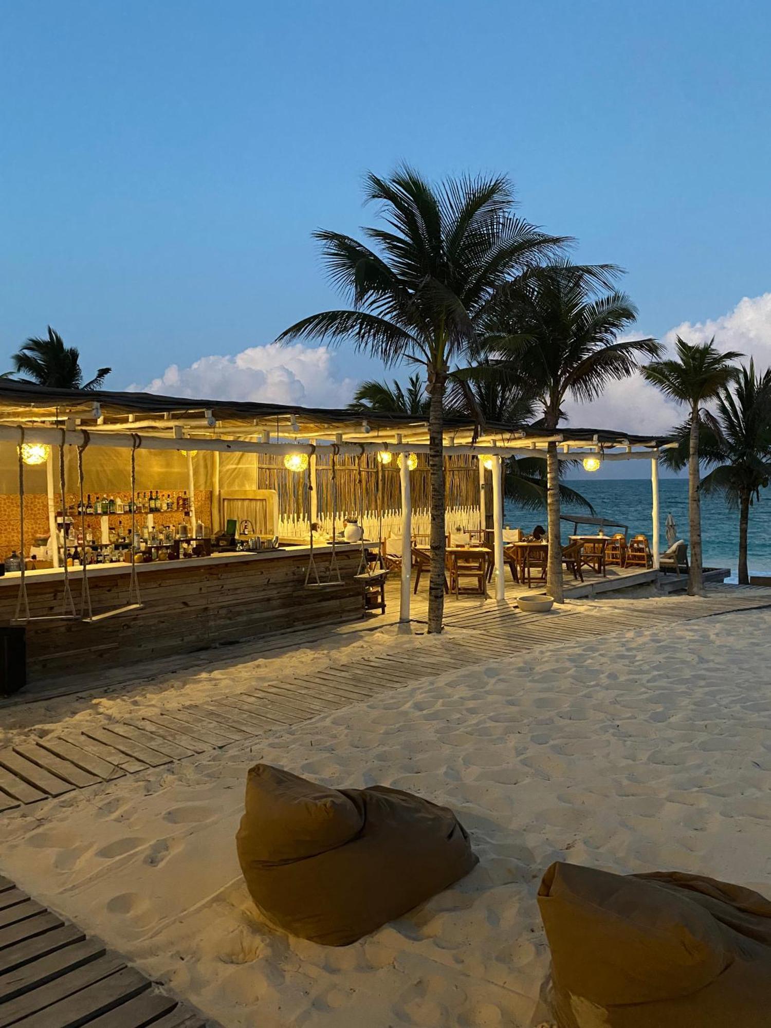 Punta Blanca Beach House Cancún Eksteriør bilde